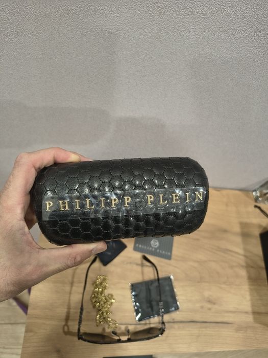 Солнцезащитные очки Philipp Plein