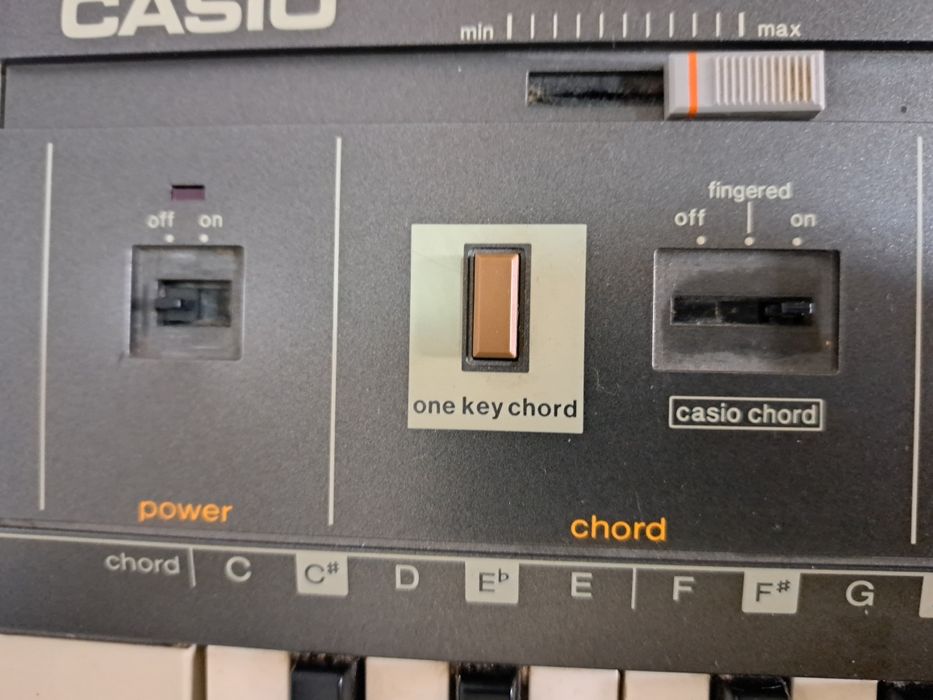 Casio Casiotone MT-800