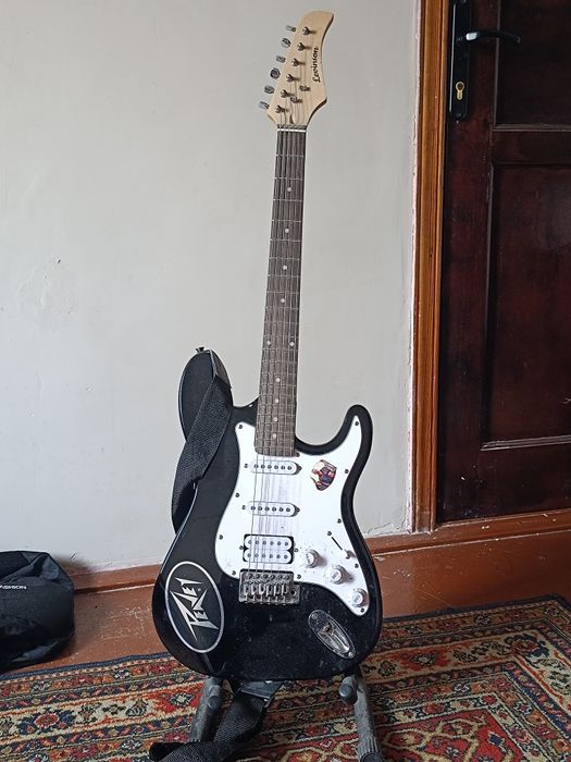 Электро гитара Levinson