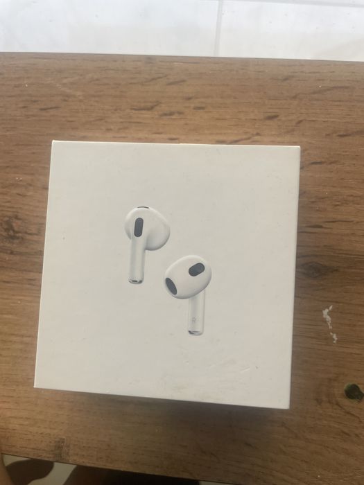 Левый наушник 3 серии airpods 3