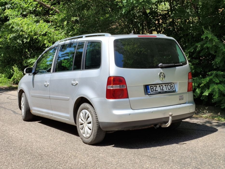 Volskwagen Touran 2.0 TDI BKD DSG