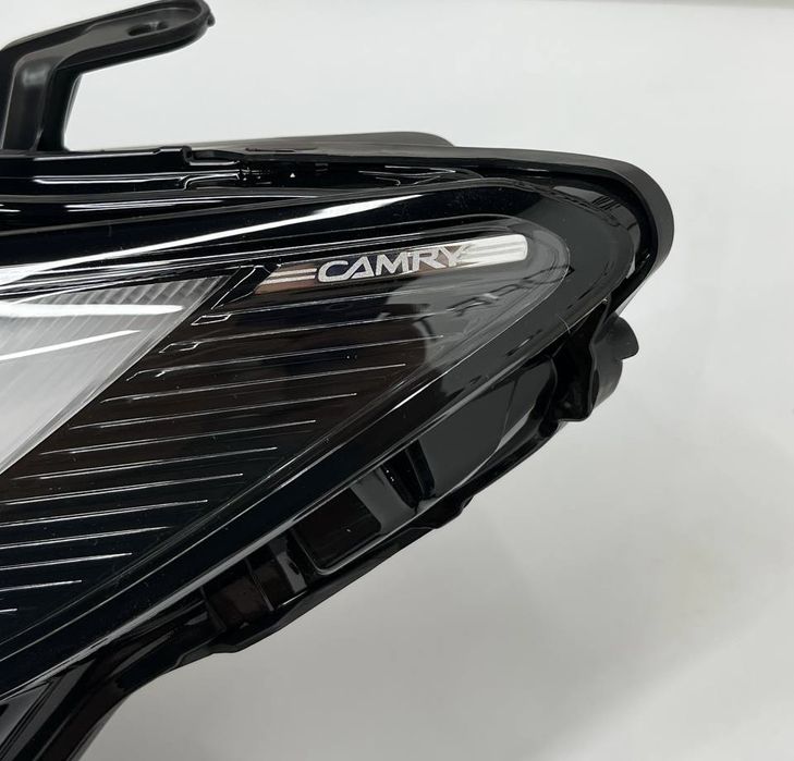 Toyota Camry 80 фара