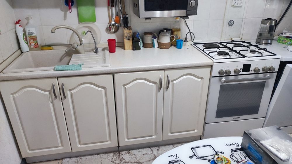 Продам кухонный гарнитур б/у