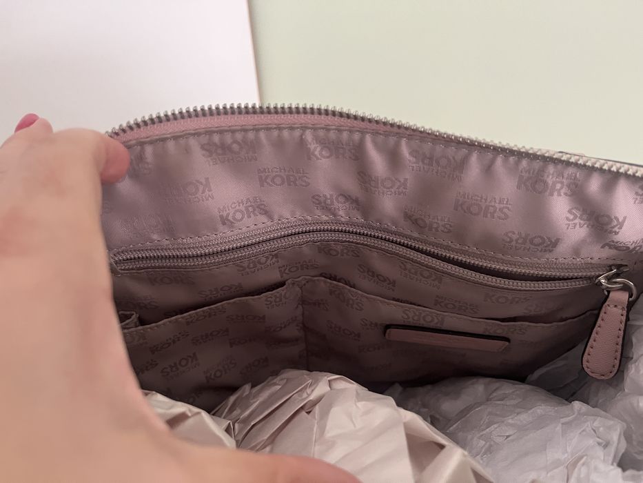 Чанта/ протмоне и ключодържател Michael Kors