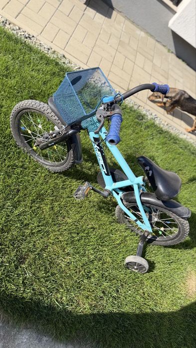 Bicicleta 4-5 ani