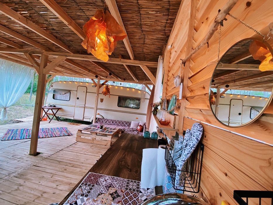 ЛЯТО 2026! Бохо Каравани под наем на “Кайт Къмпинг Градина” ДО ПЛАЖА