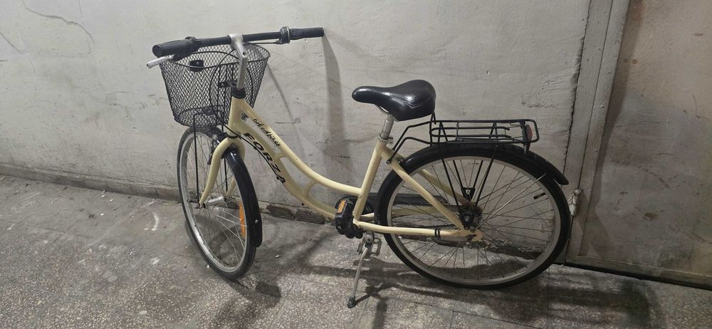 Детски/юношески градски велосипед Forza Art of Bikes с кошница и багажник