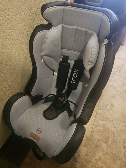 Столче за кола Чиполино Тракс без изофикс 9-25 кг