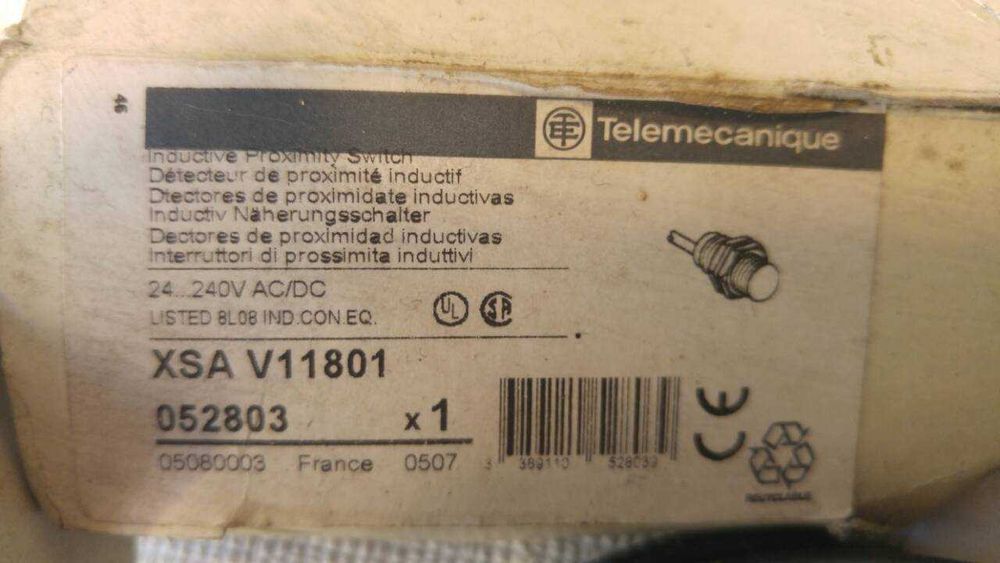 Индуктивни датч schneider electric telemecanique XSAV11801 и XSAV11373