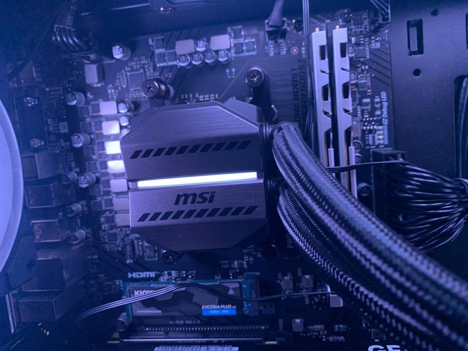 Kompyuter sotiladi 4070TI super bilan