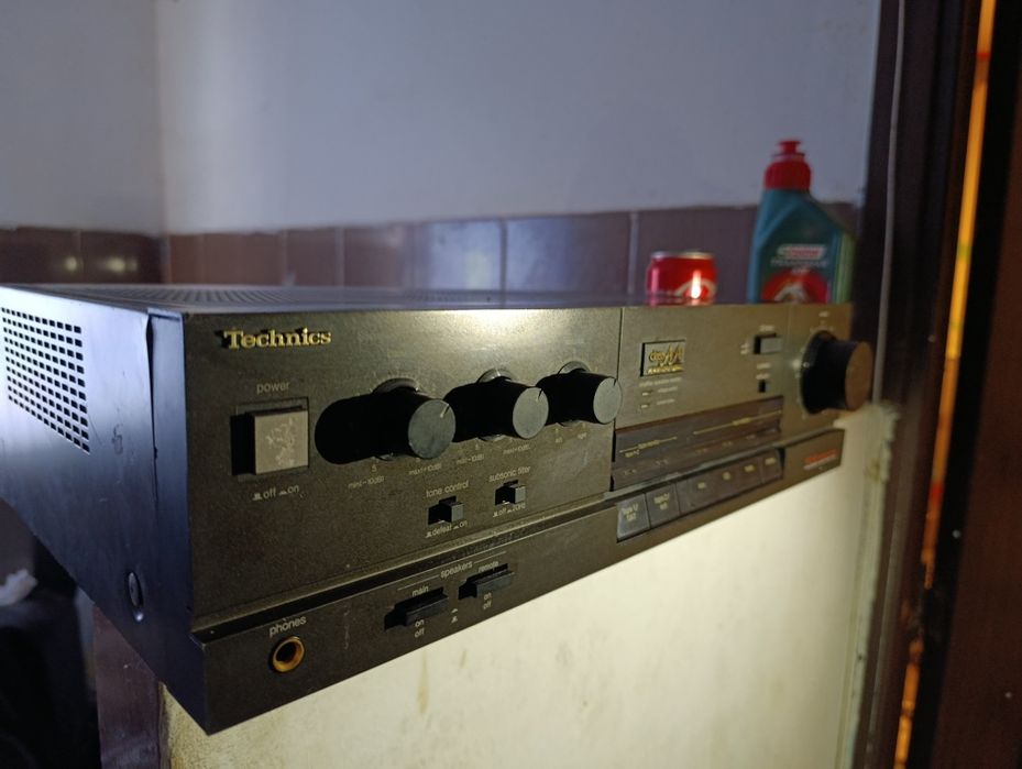 Statie, Amplificator Technics V450