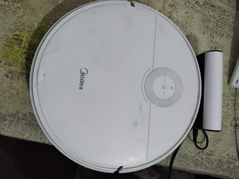 Робот пылесос MIDEA I5C