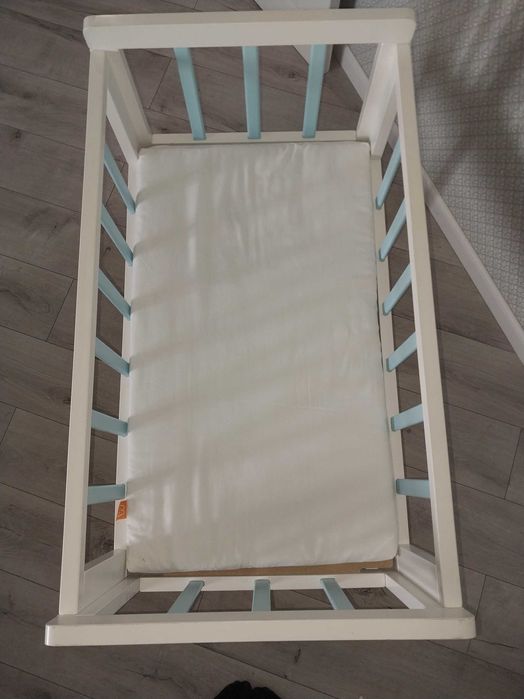 Деревянная колыбелька