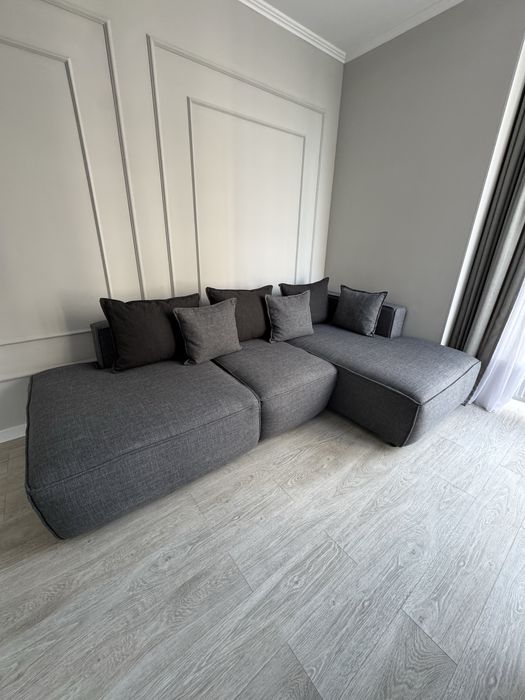 Продам диван 280 см