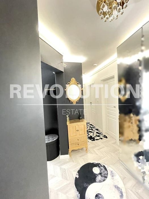 Дава се под наем Тристаен апартамент в Варна, ВИНС - 82 кв.м за 700 € - Снимка #7