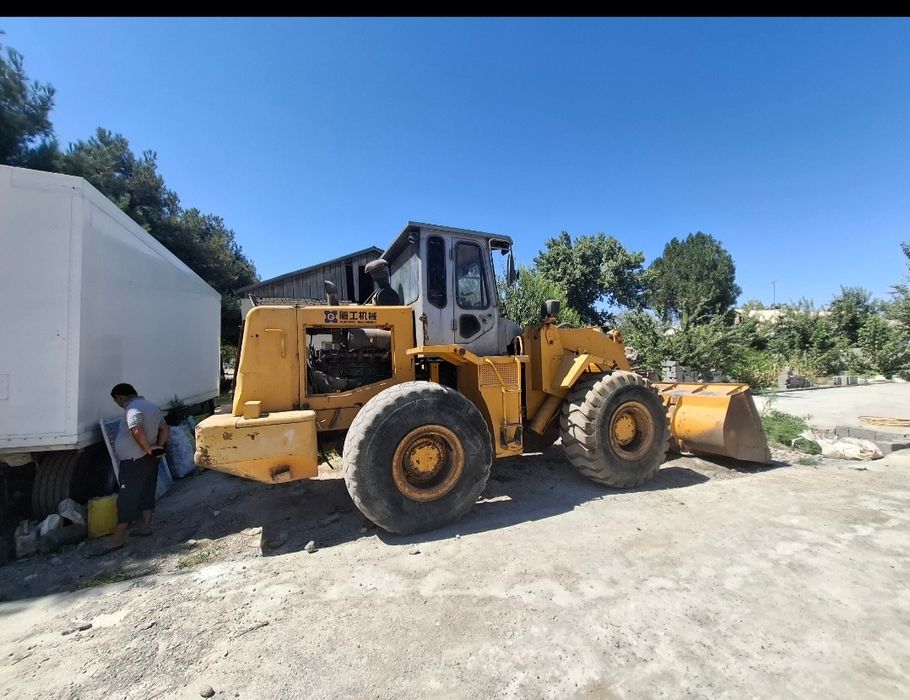 Погрузчик сотилади