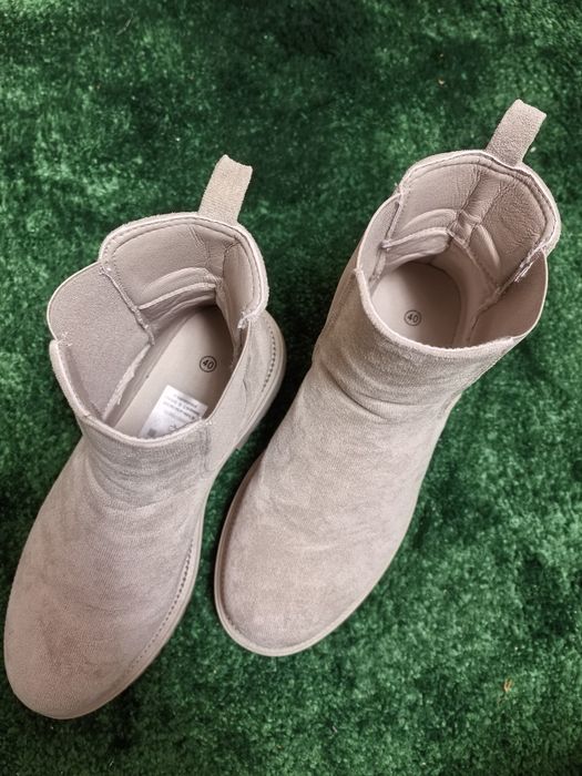 Дамски боти номер 40