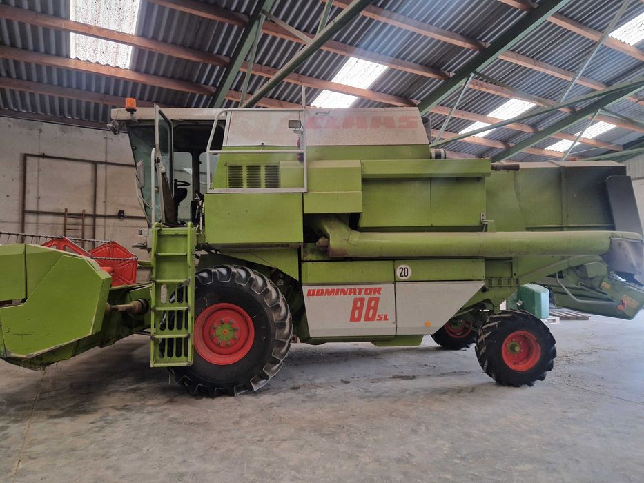 Combina Claas Dominator 88SL Hidro