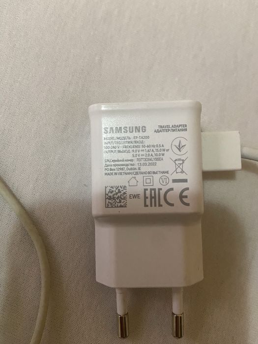 Incarcator original samsung merge si la iphone