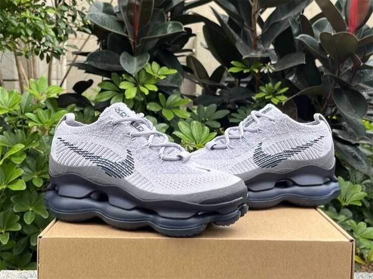 НОВИ! / NIKE / AirMax Scorpion / Flyknit Grey