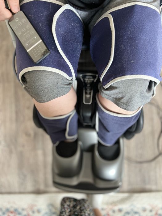 Продам массажер для ног и спины