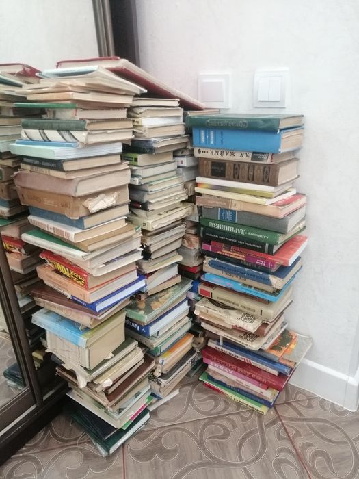 Продам книги разные жанры оптом