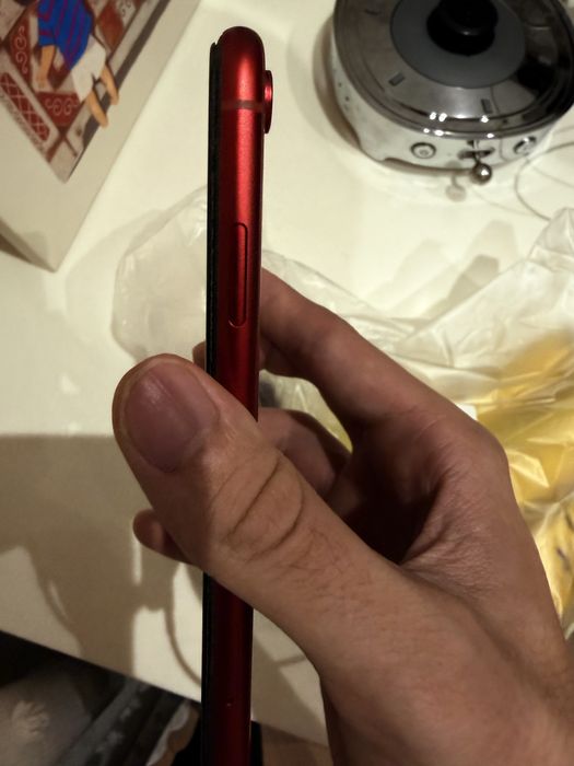 продам айфон хр 64 гб