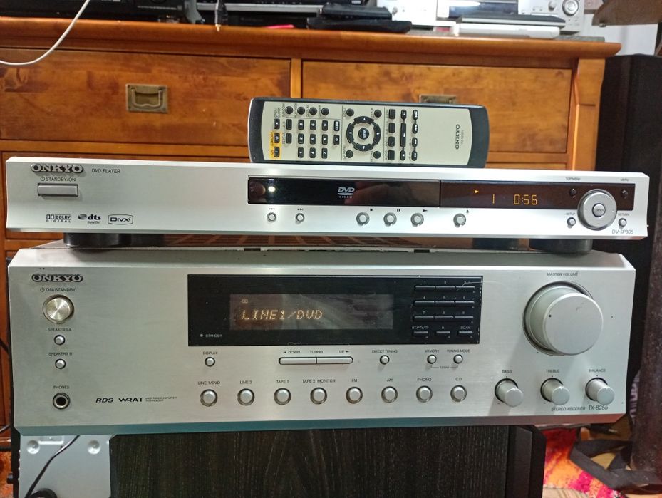Philips CD380 TDA1541 ; Onkyo Tx-8255