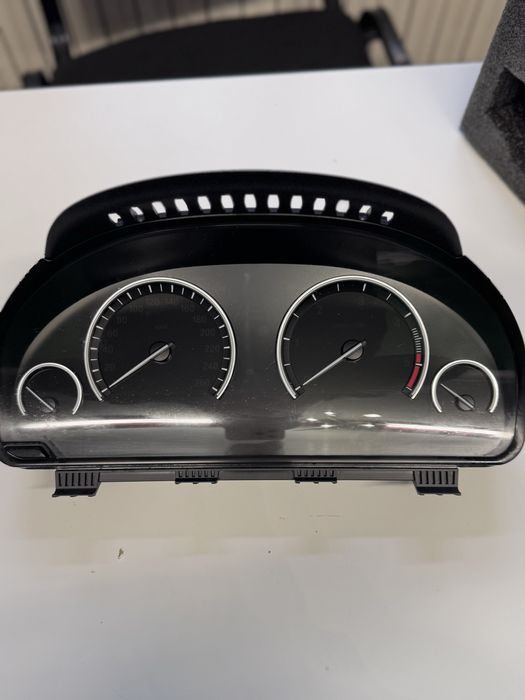 Дигитален километраж бмв $10 ф11 ф07 Ф13 bmw f10 f11 f30
