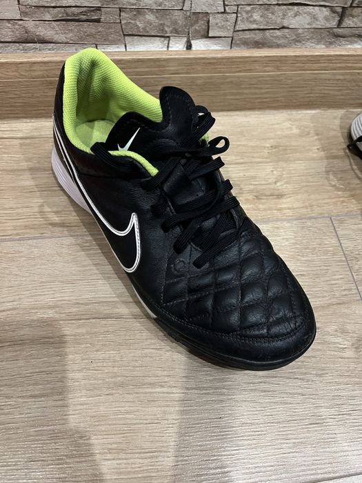 Nike Tempo - 41 см