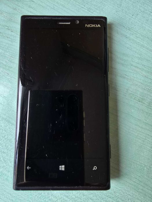 Телефон Nokia Lumia 920 32GB
