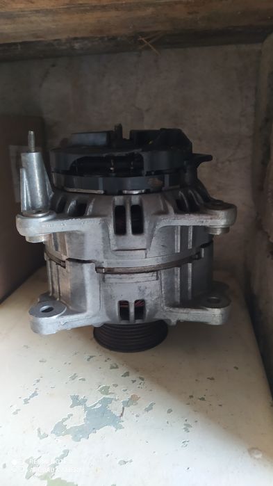 Генератор фольцваген мультивен,Т4