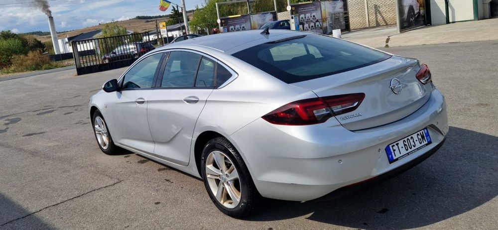Opel insignia 2020..16 d