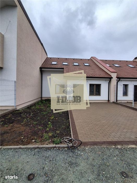 Casa rezidentiala 5 camere 2 bai  parcare  Sura Mica