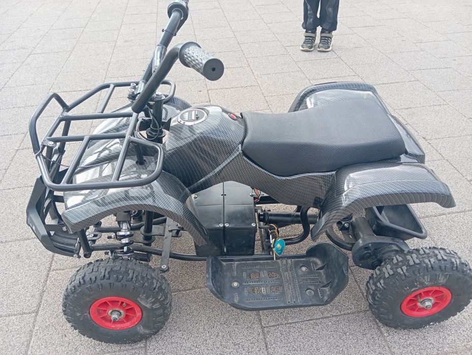 Продаётся детский квадроцикл до 60 кг