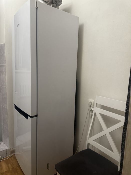 холодильник indesit
