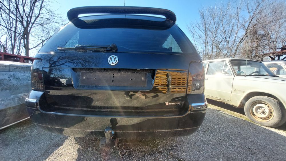 Пасат б5.5 2.0 115 коня на  части