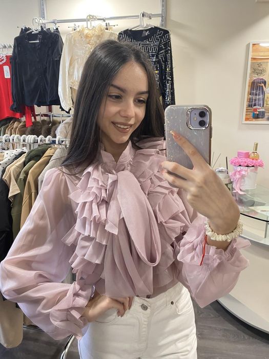 Много хубава риза от тюл налична в размер S/M и M/L