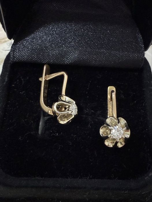 Бриллиант зирак сотилади