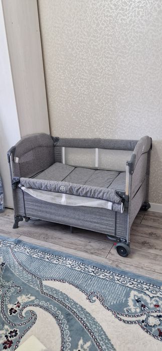 Продам детскую кроватку