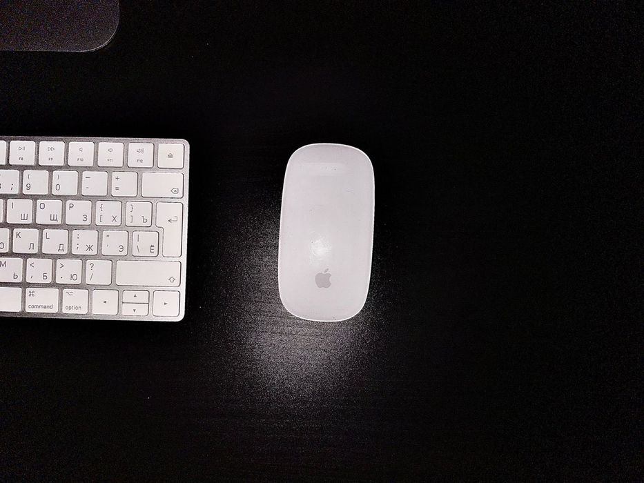 Компьютер iMac 21.5 дюйм моноблок