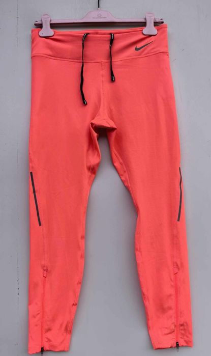 Nike оригинален дамски клин нов жесток коралов електриков цвят М/Л раз