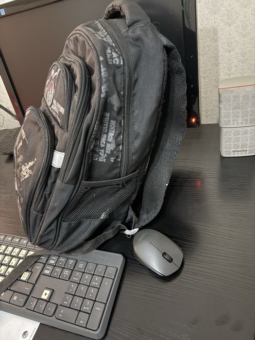 Продам школьный рюкзак