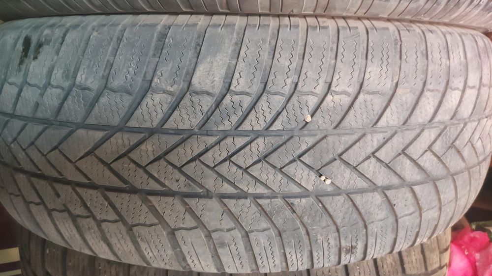 Шины б.у. 265/60/r18