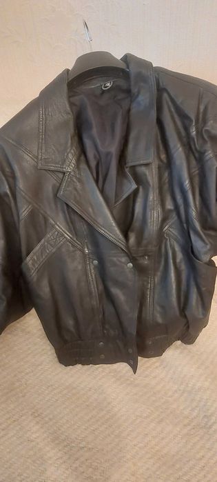 Jacheta piele dama nefolosita