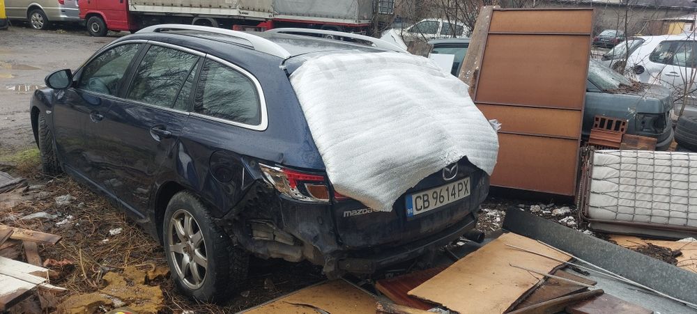 Мазда 6 2,0дизел на Части