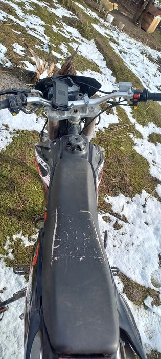 Мотоцыкл эндуро.