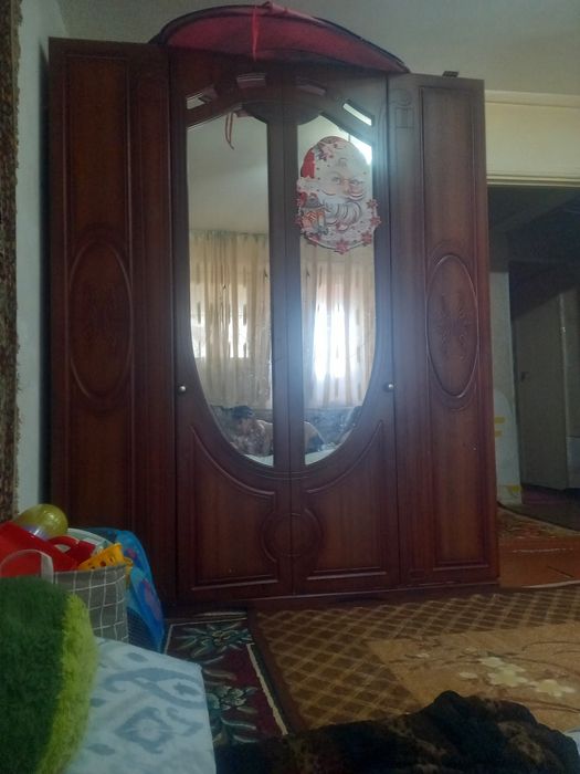 Шкаф хороший,большой