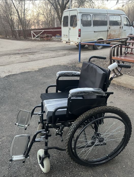 Коляска инвалидная