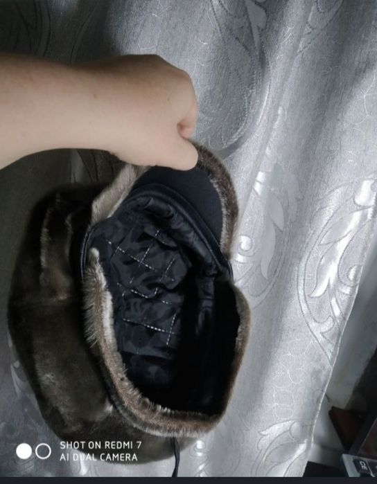 Шапки женские зимние